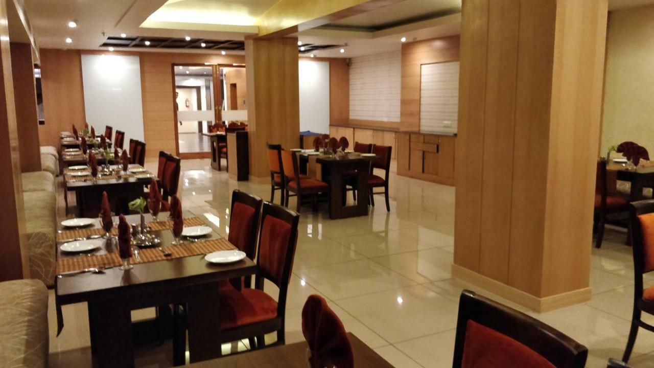 Hotel Hindusthan International, Βαρανάσι Εξωτερικό φωτογραφία